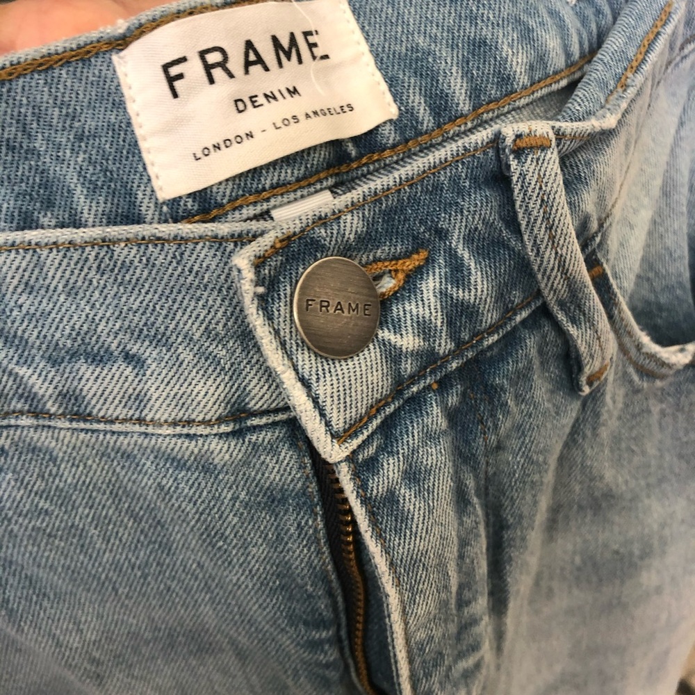 Frame Light Blue Denim Jeans